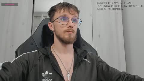 Snapshot of alphaboyfun chatting on January 11, 11:02 am Andi online show from January 11, 11:02 am