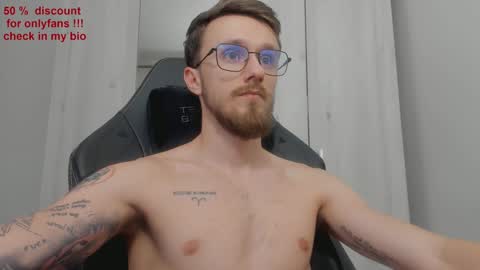 Snapshot of alphaboyfun chatting on January 28, 4:19 pm Andi online show from January 28, 4:19 pm