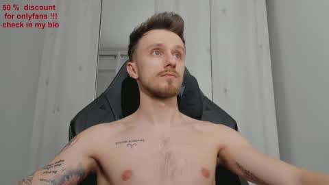 Snapshot of alphaboyfun chatting on February 11, 12:17 am Andi online show from February 11, 12:17 am