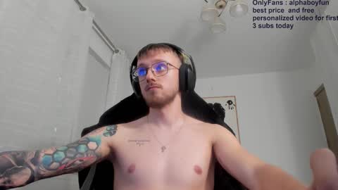 Snapshot of alphaboyfun chatting on September 11, 3:34 pm Andi online show from September 11, 3:34 pm