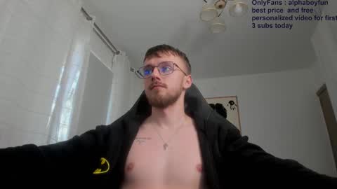 Snapshot of alphaboyfun chatting on September 18, 8:16 am Andi online show from September 18, 8:16 am