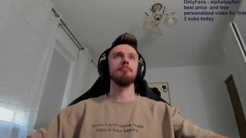 Snapshot of alphaboyfun chatting on September 27, 7:57 am Andi online show from September 27, 7:57 am