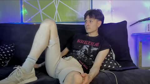 Snapshot of alphadioniso chatting on February 27, 7:36 pm Dioniso online show from February 27, 7:36 pm