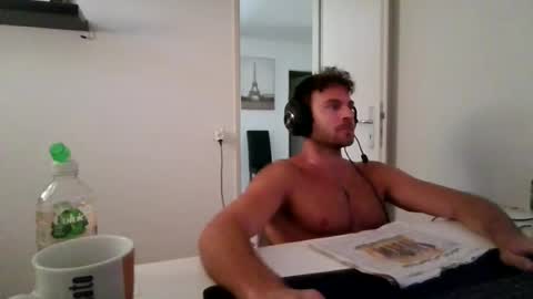 alphah_hunk online show from June 27, 8:52 am