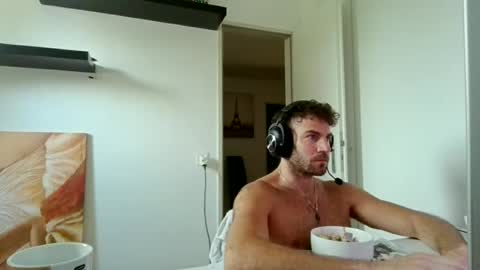 alphah_hunk online show from June 30, 10:38 am