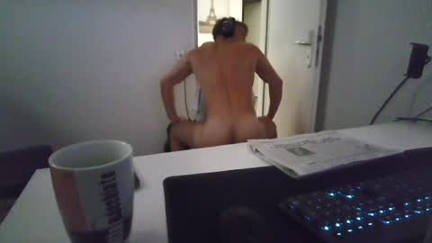 alphah_hunk online show from July 4, 12:11 pm