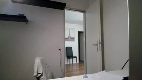 alphah_hunk online show from July 15, 5:18 pm