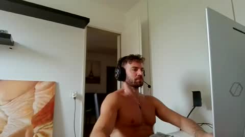 alphah_hunk online show from July 19, 9:35 am