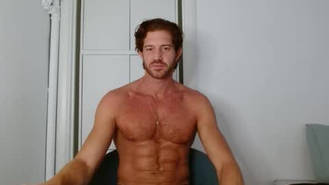 Snapshot of alphahung23 chatting on November 2, 7:22 am alphahung23 online show from November 2, 7:22 am