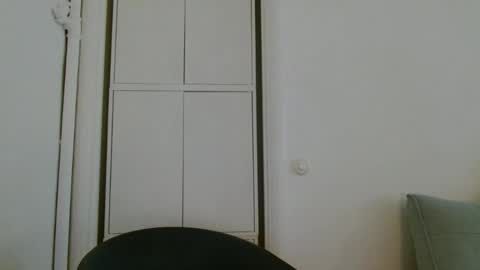 Snapshot of alphahung23 chatting on November 18, 7:24 am alphahung23 online show from November 18, 7:24 am