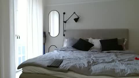 Snapshot of alphahung23 chatting on November 25, 8:47 am alphahung23 online show from November 25, 8:47 am