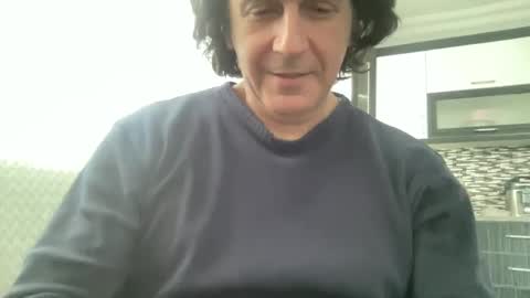 Snapshot of alphandre chatting on January 16, 10:32 am AlphAndre online show from January 16, 10:32 am