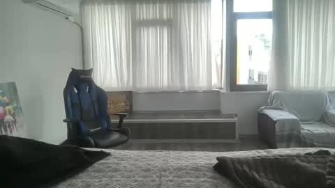 Snapshot of alphandre chatting on March 1, 2:44 pm AlphAndre online show from March 1, 2:44 pm