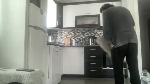 Snapshot of alphandre chatting on March 8, 8:00 am AlphAndre online show from March 8, 8:00 am