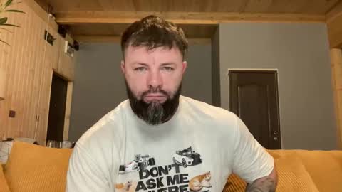 Jhonny online show from November 30, 3:54 am