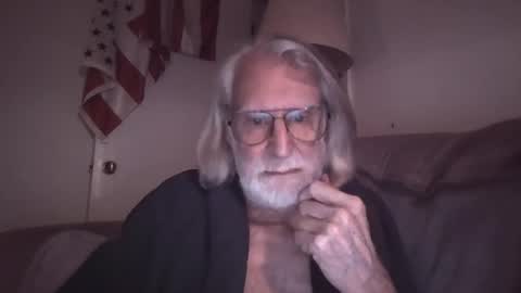 AlphaUniform online show from February 21, 3:40 am