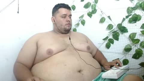 Snapshot of altairstudiosboy chatting on May 24, 12:21 pm Jhosep online show from May 24, 12:21 pm