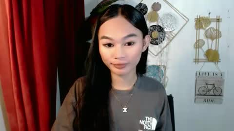 Snapshot of althea_slutty chatting on December 23, 10:02 am ask me online show from December 23, 10:02 am