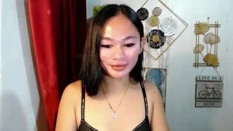 Snapshot of althea_slutty chatting on February 8, 9:45 am ask me online show from February 8, 9:45 am
