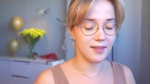 Amelia NEXT STREAM  online show from May 8, 2:22 pm