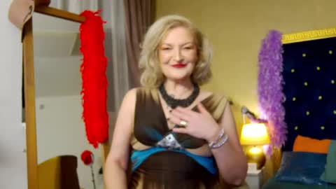 Alura Jenson online show from May 13, 9:22 pm