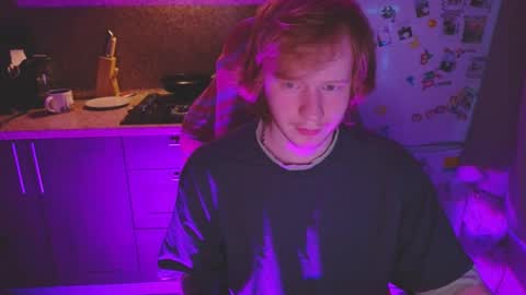 Snapshot of alvin__main chatting on April 25, 5:32 pm Alvin Puska -- online show from April 25, 5:32 pm