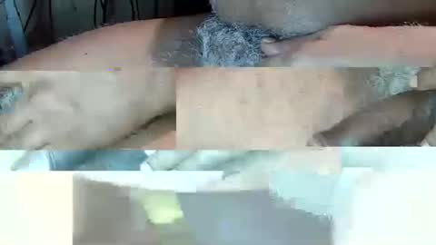 Snapshot of alw7034456789007 chatting on December 13, 10:51 am Alex online show from December 13, 10:51 am