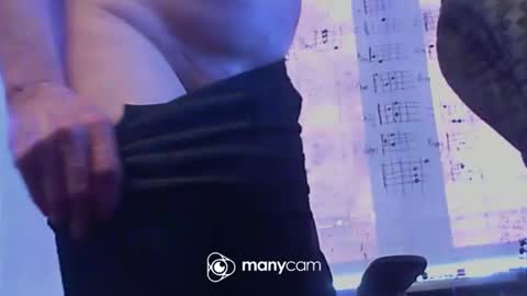 Snapshot of alwaysniceguy2 chatting on December 28, 9:31 am HoneyMelonGuy online show from December 28, 9:31 am