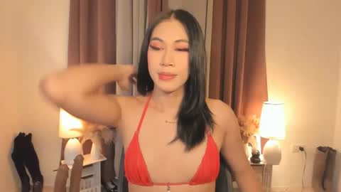 alwina_williams online show from April 4, 6:55 am