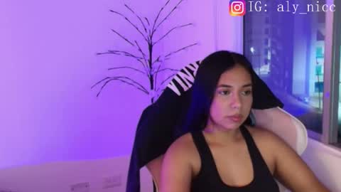 Aly online show from February 25, 1:15 am