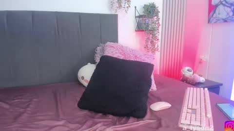 Snapshot of aly_nucita_2 chatting on February 12, 5:37 am Im back 3 follow me on instagram na misuan online show from February 12, 5:37 am