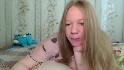 Snapshot of alya764770 chatting on May 26, 1:12 am alya764770 online show from May 26, 1:12 am