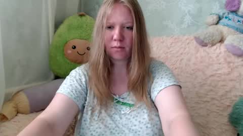 alya764770 online show from July 1, 1:51 am