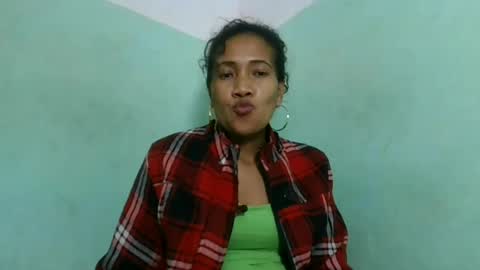 Snapshot of alyahtah chatting on June 26, 6:23 pm alyahtah online show from June 26, 6:23 pm