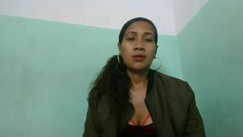 Snapshot of alyahtah chatting on July 23, 7:17 am alyahtah online show from July 23, 7:17 am
