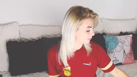 aly online show from November 8, 10:26 am