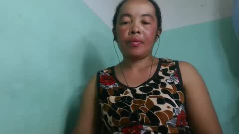 Snapshot of alypierette chatting on May 23, 6:45 pm alypierette online show from May 23, 6:45 pm