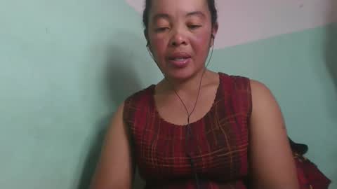 Snapshot of alypierette chatting on May 25, 8:31 am alypierette online show from May 25, 8:31 am