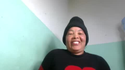 Snapshot of alypierette chatting on June 9, 5:30 am alypierette online show from June 9, 5:30 am