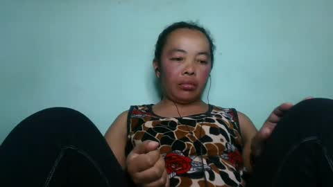 Snapshot of alypierette chatting on June 19, 7:28 pm alypierette online show from June 19, 7:28 pm