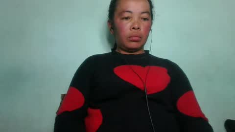 Snapshot of alypierette chatting on June 21, 8:11 pm alypierette online show from June 21, 8:11 pm