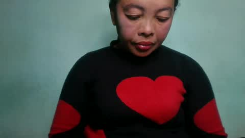 Snapshot of alypierette chatting on June 22, 5:26 am alypierette online show from June 22, 5:26 am