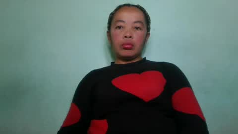 Snapshot of alypierette chatting on June 25, 7:02 am alypierette online show from June 25, 7:02 am