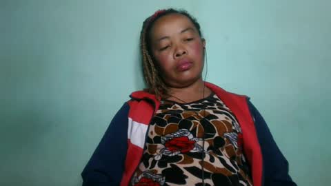 Snapshot of alypierette chatting on June 30, 5:03 pm alypierette online show from June 30, 5:03 pm