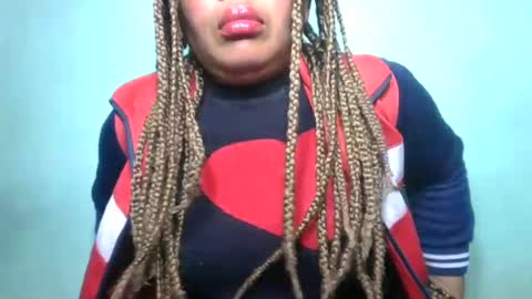 Snapshot of alypierette chatting on July 8, 5:34 am alypierette online show from July 8, 5:34 am