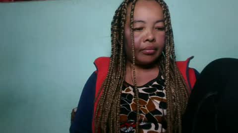 Snapshot of alypierette chatting on July 9, 6:45 pm alypierette online show from July 9, 6:45 pm