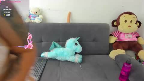 alysa magic online show from January 24, 8:11 pm