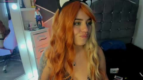 Snapshot of alysa_magic chatting on May 25, 6:03 pm alysa magic online show from May 25, 6:03 pm