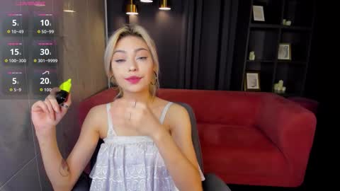 Alysia online show from October 30, 2:40 pm