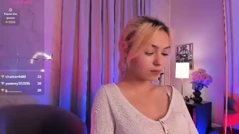 Snapshot of alysiasun chatting on July 6, 3:03 pm Alysia online show from July 6, 3:03 pm